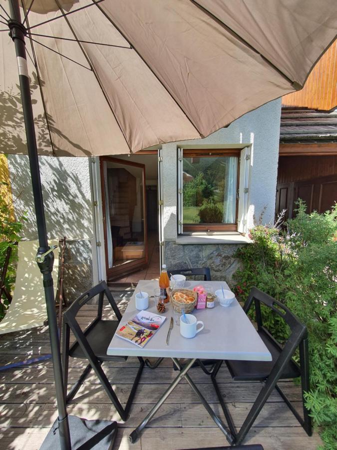 Les Chalets Du Jardin Alpin La Salle-les-Alpes Exterior photo