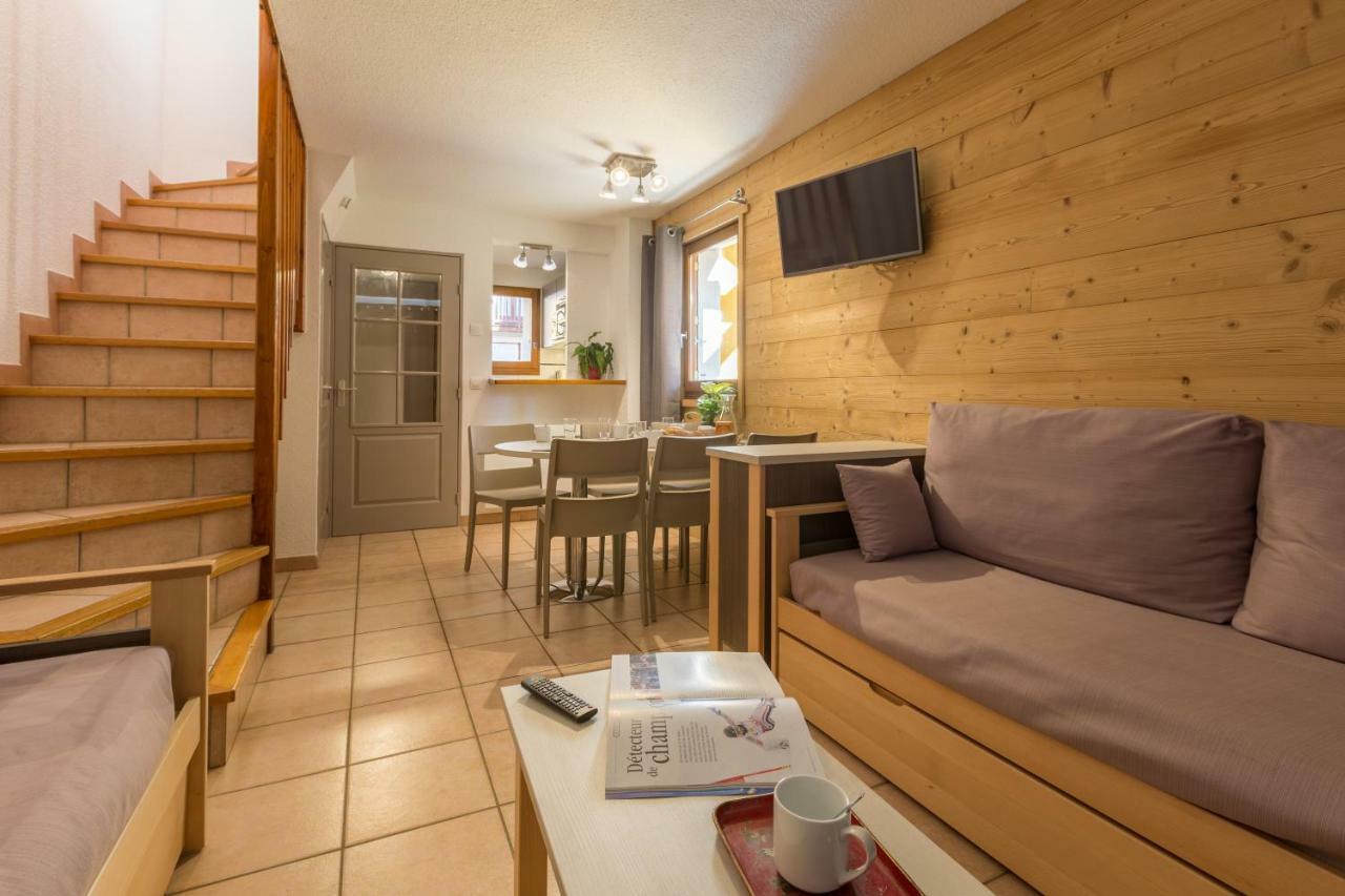 Les Chalets Du Jardin Alpin La Salle-les-Alpes Exterior photo