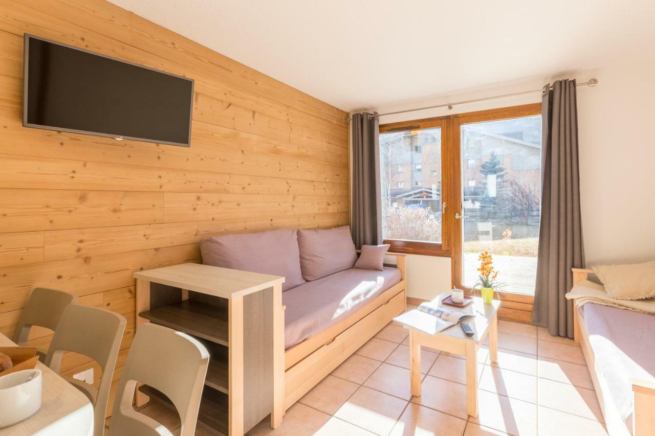 Les Chalets Du Jardin Alpin La Salle-les-Alpes Exterior photo