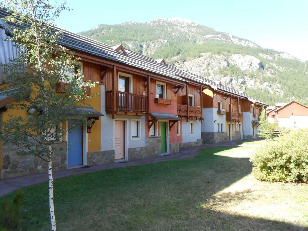 Les Chalets Du Jardin Alpin La Salle-les-Alpes Exterior photo